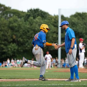 Image post by @harborhawks on Instagram