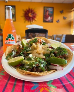 Image post by @taqueria_elgrullense on Instagram