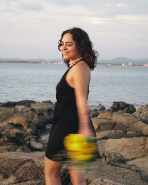 Image post by @shesheei on Instagram