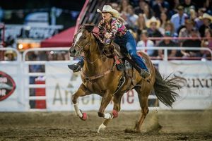 Image post by @sistersrodeo on Instagram
