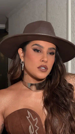 Image post by @lauanaprado on TikTok