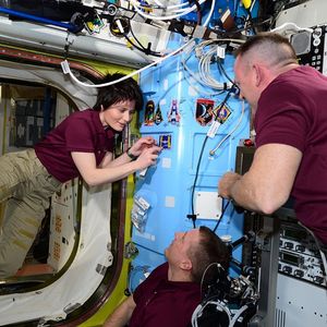 Image post by @iss on Instagram