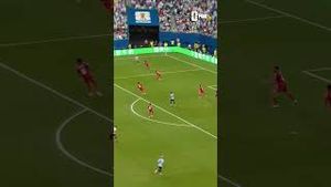 Video post by @FOX Soccer on YouTube