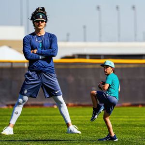 Image post by @league.minis on Instagram