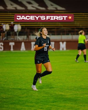 Image post by @scuwomenssoccer on Instagram