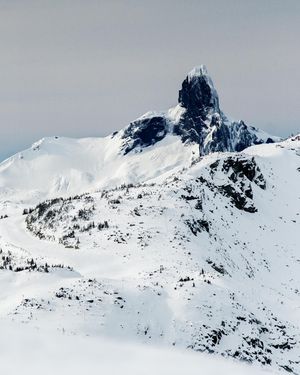 Image post by @whistlerblackcomb on Instagram