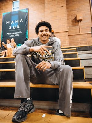 Image post by @drewleague on Instagram