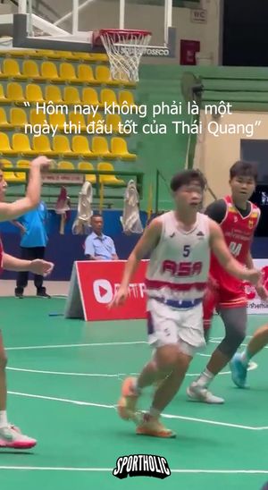 Video post by @Sportholic on Facebook