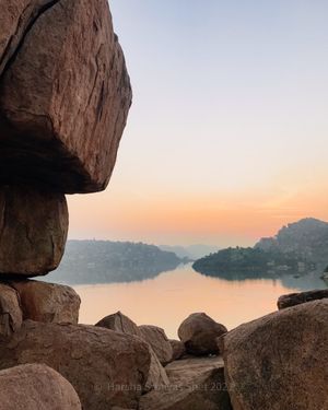 Image post by @traveluvgrapher on Instagram