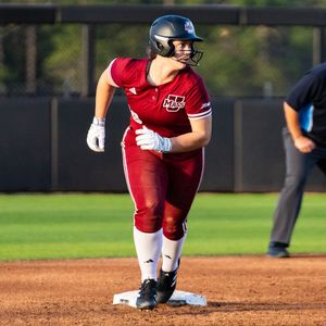 Image post by @UMassSoftball on Twitter