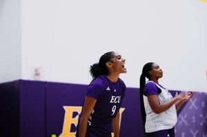 Image post by @ecuwbb on Instagram