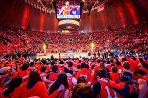 Image post by @illinois_alumni on Instagram