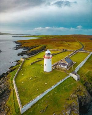 Image post by @thewildatlanticway on Instagram
