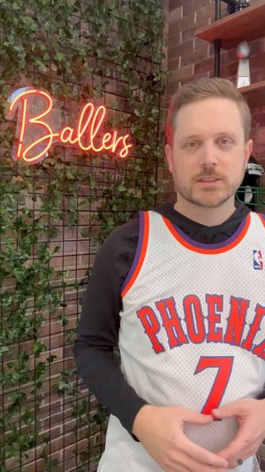 Video post by @thefantasyfootballers on Facebook