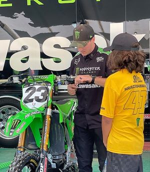 Image post by @lorettalynnmx on Instagram