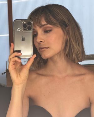Image post by @carlabenavent17 on Instagram