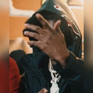Image post by @nojumper on Instagram