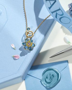 Image post by @swarovski on Instagram