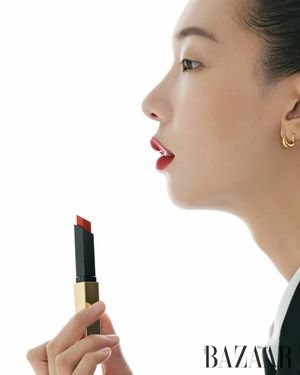 Image post by @harpersbazaarkorea on Instagram