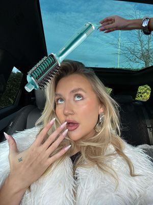 Image post by @sharkbeautyuk on Instagram