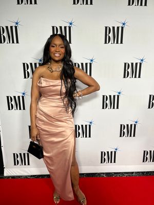 Image post by @bmi on Twitter