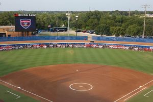 Image post by @USASoftball on Twitter