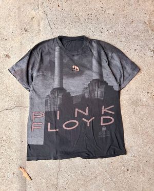 Image post by @thesandlotvintage on Instagram