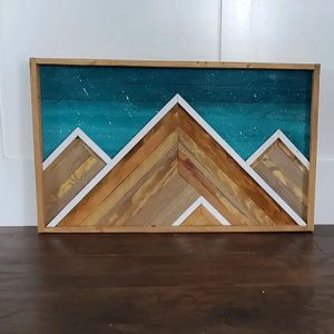 Image post by @woodenpeaksco on Instagram