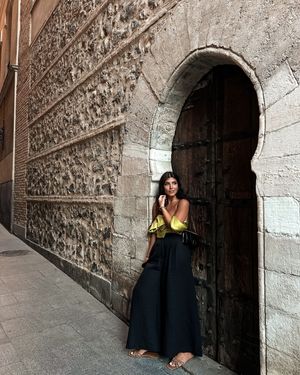 Image post by @niloofarhy on Instagram