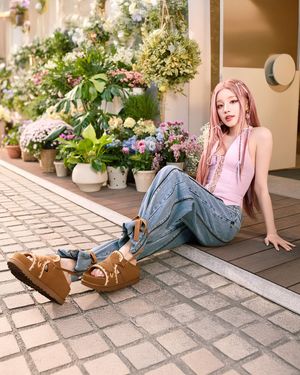 Image post by @ugg on Instagram