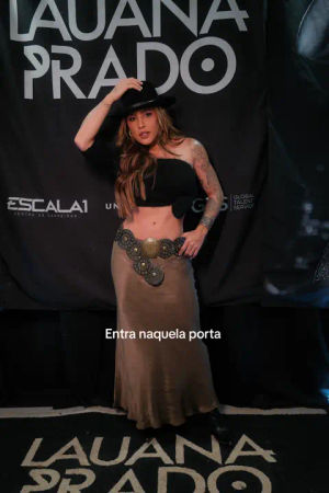 Image post by @lauanaprado on TikTok