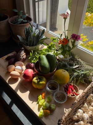Image post by @carmeninthegarden on Instagram