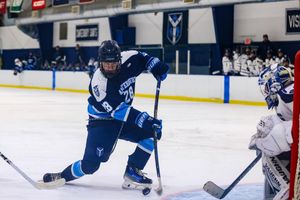 Image post by @gainesclonts on Instagram