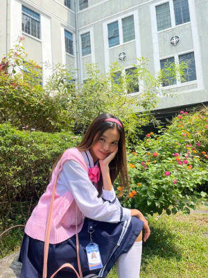 Image post by @zephanieofficial on TikTok