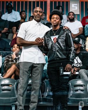 Image post by @showtimetreyy on Instagram