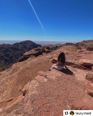 Image post by @cieestudyabroad on Instagram