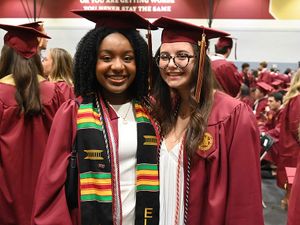 Image post by @eloncomm on Instagram