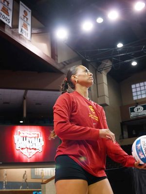 Image post by @uscwomensvolley on Instagram