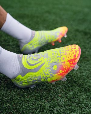 Image post by @soccerdotcom on Instagram