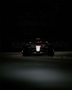 Image post by @paulineballet on Instagram