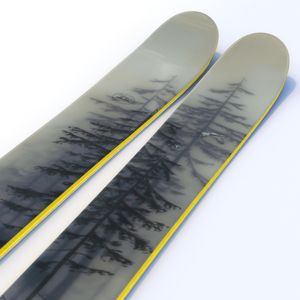 Image post by @j_skis on Instagram