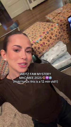 Video post by @anyaweitz on TikTok