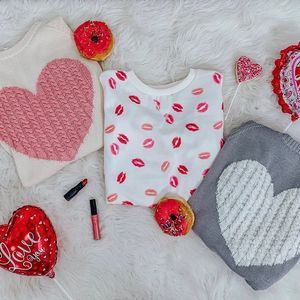 Image post by @shopfillyflair on Instagram