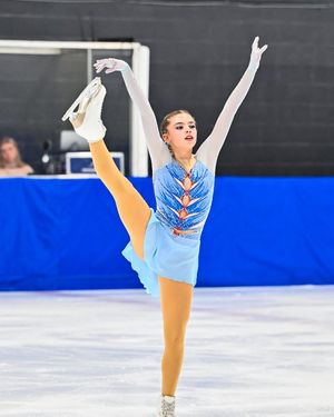 Image post by @patinageqc on Facebook