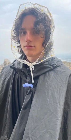 Image post by @hellosky on TikTok