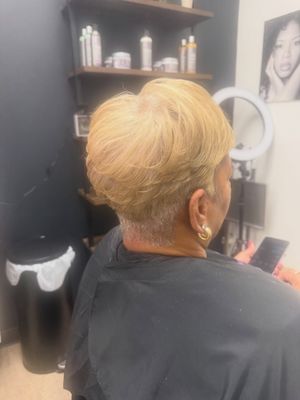 Image post by @t.c.salon on Instagram