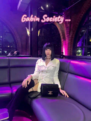 Image post by @lucintaluna12 on TikTok