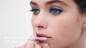 Video post by @shiseidousa on YouTube