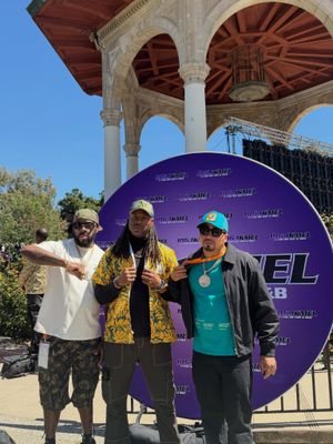 Image post by @106kmel on Instagram