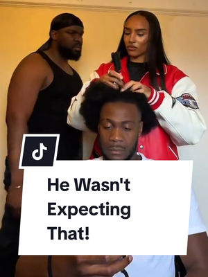 Video post by @axelblake on TikTok